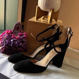 Sam Edelman Black Strappy Heels